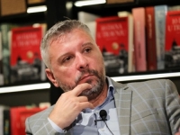 POVJESNIČAR HRVOJE KLASIĆ ZA 'SB': 'Nema te rezolucije koja će vas natjerati da budete bolji, ako sami ne želite da živite u društvu u kojem glavnu riječ vode zločinci, kriminalci i manipulatori!'