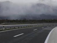 STANJE NA CESTAMA U BOSNI I HERCEGOVINI: Teretna vozila preko 5 t preusmjeravaju se na granične...