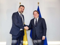 ŠTA ĆE SAD VUČIĆ I DODIK: Varhely obrnuo ploču - 'nema tolerancije prema negiranju genocida i veličanju zločinaca'