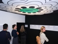 IZLOŽBA 'LABIRINT DEVEDESETIH' U SARAJEVU: Decenija koja nam je svima promijenila živote zauvijek