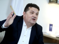 STEVANDIĆ UZBURKAO JAVNOST: 'Bosna i Hercegovina može da ode u provaliju….'