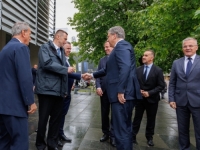 HRVATSKI MEDIJI BRUJE: Plenković dogovorio 80 ruku!?