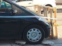 VEŽI KONJA GDJE TI AGA KAŽE: Građani uzeli stvari u svoje ruke, 'parking papak' će ubuduće paziti gdje ostavlja auto...