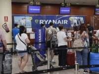 PREKRŠENA PRAVA: Jeftini aviopjevoznici kažnjeni u Španiji zbog naplate prtljage