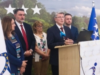 ŠEMSUDIN MEHMEDOVIĆ UZBURKAO JAVNOST: 'Snažno protivljenjenje donošenju Izbornog zakona po volji Dodika i Čovića, uz servilan odnos Trojke, čime bi se HDZ-u dao…'
