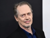 PESNICA U LICE 'IZ ČISTA MIRA': Napadnut poznati holivudski glumac Steve Buscemi
