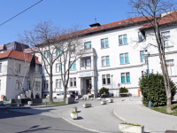 POVOLJAN KLINIČKI ODGOVOR U BOLNICI 'SVETI DUH': Bebu su našla dvojica mladića koja su čula plač iz kante za smeće
