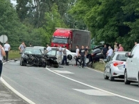 SAOBRAĆAJ OBUSTAVLJEN: U nezgodi u Doboj Jugu povrijeđene dvije osobe
