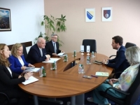 NIHAD UK SA PREDSTAVNICIMA OSCE-a: Jedan od prioriteta Vlade KS unapređenje obrazovnog procesa