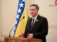 'SB' U PREDSJEDNIŠTVU BiH, BEĆIROVIĆ: 'Usvojena Rezolucija mala satisfakcija porodicima žrtava genocida'