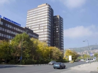 JOŠ PAR DANA DO ZATVARANJA JAVNOG POZIVA: Vlada FBiH pred izbore 'časti' načelnike iz Trojke i HDZ-a?