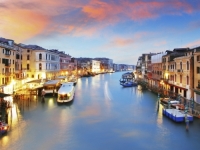 VENECIJA NAPLAĆUJE ULAZ TURISTIMA: U samo 11 dana grad zaradio gotovo milion eura