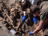 JEZIVI PRIZORI U POLJSKOJ: Otkrivena zastrašujuća masovna grobnica, kosti su posvuda... (FOTO)