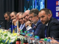 KRUCIJALNA ODLUKA NOGOMETNOG SAVEZA: Premijer liga skraćena na 10 klubova!