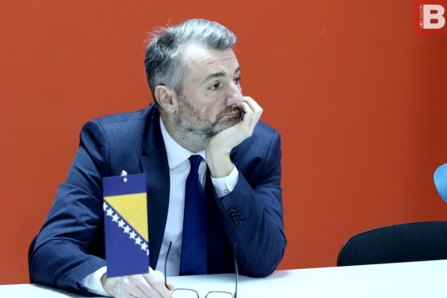 MINISTRU FORTI NIŠTA NIJE JASNO: ‘Ja mislim da budžet treba donijeti jučer i ne znam zašto…’