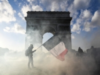 TEŠKA NEIZVJESNOST: Francuska u strahu dočekuje izbore: Ovo bi bio scenarij iz noćne more za EU