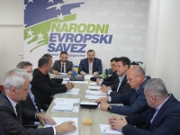 HITNA SJEDNICA NES-a: 'Svi moramo biti spremni, ratni doboši ponovo odjekuju Beogradom'