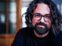 ANDREJ NIKOLAIDIS ZA 'SB': Kampanja mržnje koju velikosrpski nacionalisti vode protiv Crnogoraca neobično podsjeća na onu kojoj su bili (i jesu) izloženi Bošnjaci