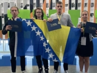 BRAVO BOSANSKA OMLADINO: Bh. učenici na Genius olimpijadi u New Yorku osvojili zlatnu i srebrnu medalju