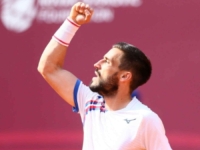 SJAJNA IGRA BH. TENISERA: Džumhur rutinski slavio protiv Dominikanca za polufinale turnira u Zagrebu