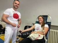 VRHUNAC HUMANIZMA I ALTRUIZMA: Širom svijeta obilježava se Svjetski dan dobrovoljnih davalaca krvi, zajednička akcija u Sarajevu...