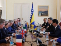 POTVRĐENO IZ PREDSJEDNIŠTVA BiH: Denis Bećirović s ambasadorima kvinte, stiže i visoki predstavnik...