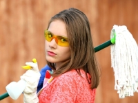 JEDNOSTAVAN TRIK SA TRI SASTOJKA: Kako očistiti prljave zidove ako vam je mrsko krečiti ih?