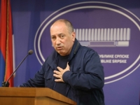 CRNADAK O SUDBINI NEUSTAVNOG DANA RS: 'Posebno treba obratiti pažnju na veliko slovo D'