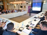 PRIVREDA RS-a U PADU: Poslodavci predlažu Vladi rješenja za spas