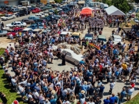 'SPOMENAK BRAČA, IMOTSKOGA…': U susjedstvu otkriven spomenik kultnom mercedesu (FOTO)