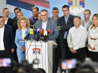 PARE NISU PROBLEM, PARA IMA: SDS od Vlade RS traži isplatu novca koji radnici ne mogu dobiti zbog američkih sankcija