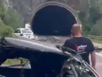 STRAVIČAN SUDAR KOD MOSTARA: Jedna osoba poginula, kamion se od siline udara zapalio...