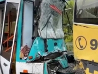 U SUDARU TRAMVAJA: Najmanje jedna osoba poginula, a više od stotinu povrijeđenih u Rusiji (VIDEO)
