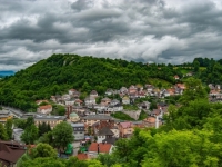 UOČI SJEDNICE FEDERALNOG PARLAMENTA: HDZ-ovi načelnici guraju da Novi Travnik i Kiseljak dobiju status grada prije Travnika?
