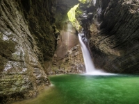 VIJEKOVNA PRIJETNJA: Naučnici upozorili do koje godine bi stotine miliona ljudi ostali bez vode za piće