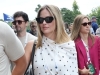 NA WIMBLEDONU:  Prvo trudničko izdanje glumice Margot Robbie u romantičnoj haljinici (FOTO)