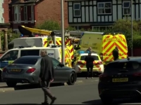 HOROR U ENGLESKOJ: Više ljudi izbodeno nožem na ulicama predgrađa Liverpoola