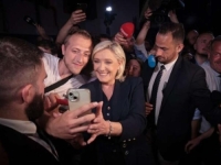 PO ANKETAMA, KRAJNJA DESNICA NEĆE IMATI VEĆINU U PARLAMENTU: Mbappe sa EURA pozvao na glasanje u većem...