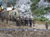 TRAGEDIJA U NEPALU: Avion se srušio tokom polijetanja, poginulo 18 putnika