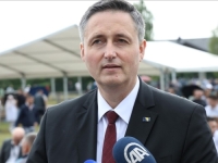 BEĆIROVIĆ U MEMORIJALNOM CENTRU KAMIČANI: 'Žrtve ovih monstruoznih zločina su pronađene u čak 73 masovne grobnice'