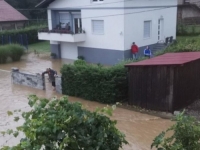 MJEŠTANI BARLOVACA U OČAJU: Nevrijeme u Banjaluci, poplavljene kuće, garaže i dvorišta (VIDEO)