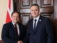 SUSRELI SE U LONDONU: Bećirović s britanskim ministrom o opasnosti 'svesrpske deklaracije'