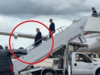 PRVE SNIMKE S LICA MJESTA: Trumpa u zračnoj bazi dočekala vojska, pogledajte njegovu reakciju...