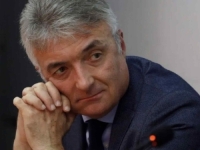 KOLUMNA MIODRAGA VLAHOVIĆA: Kritička i slobodna riječ odlazi u medijske rezervate!