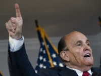 TVRDIO DA JE TRUMP POKRADEN NA IZBORIMA: Rudy Giuliano izgubio licencu