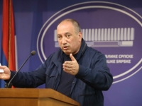 CRNADAK PORUČIO DODIKU: 'Oko nas se zbog tebe i tvojih saradnika pravi sanitarni koridor, izopšteni smo, sada smo crna rupa usred Evrope'