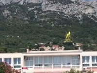 TRAGEDIJA NA JADRANU: Ženu spasili od utapanja, pa je transportirali helikopterom u bolnicu, a onda...