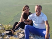 BURNE LJUBAVI ZDRAVKA MAMIĆA: Marinu želio da impresionira 'jaguarom', Nadu ženio dva puta, sad uživa uz 27 godina mlađu...