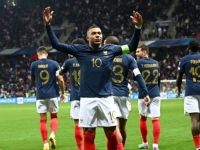 MBAPPE SE NEKADA DIVIO I POSTERIMA RONALDA: Ako sutra izađe kao pobjednik, put od dječaka..