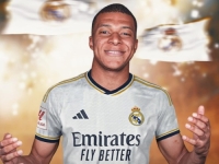 SVE JE POZNATO, SAMO JOŠ DA DOĐE U MADRID: Kylian Mbappe će u Realu zadužiti dres sa...